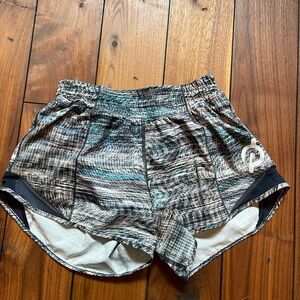 Lululemon Peloton Patterned Women's Running Shorts